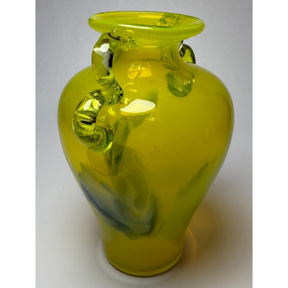 Hand Blown 7" Yellow Art Glass Vase w/ Applied Double Handles UV GLOWS READ - Picture 3 of 13